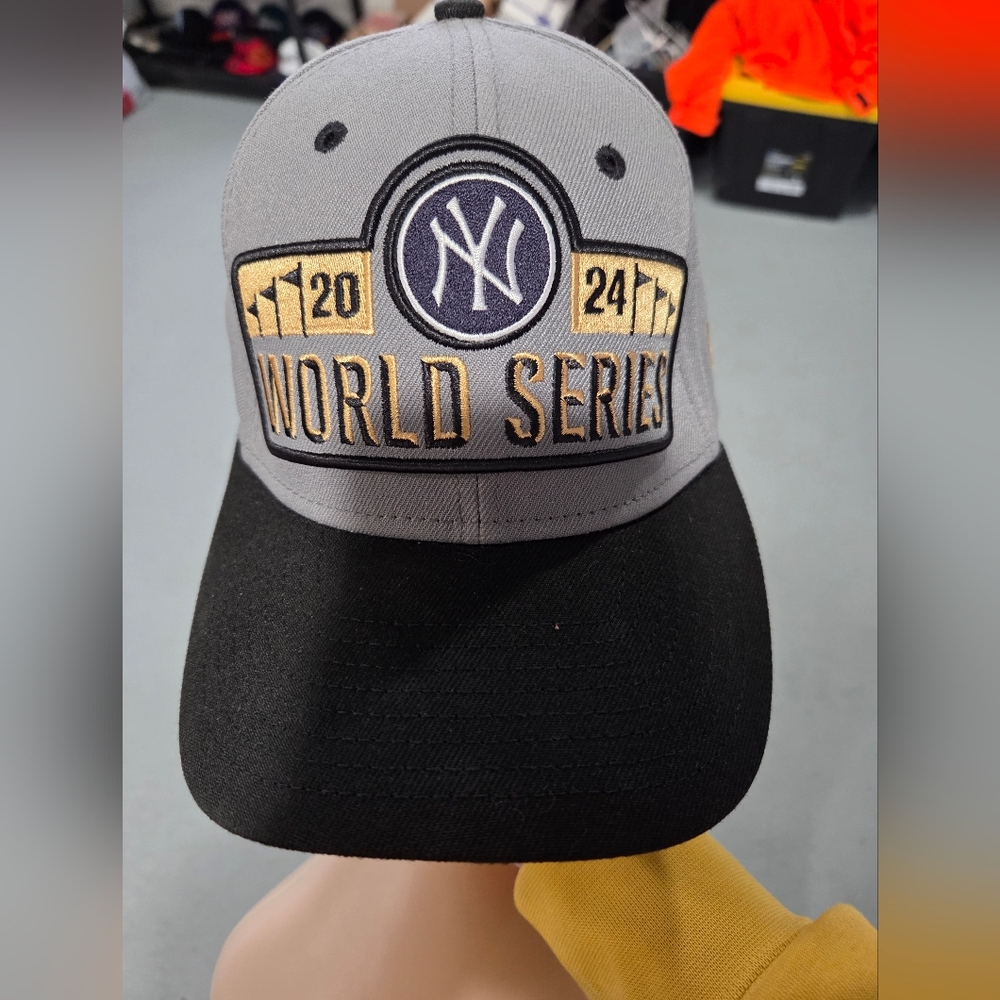 New Era Gray New York Yankees 2024 World Series Locker Room 9SEVENTY Hat